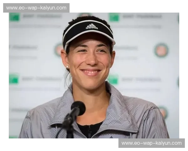 穆古拉扎vs小威：网坛传奇的巅峰对决，新王加冕还是老将不朽？